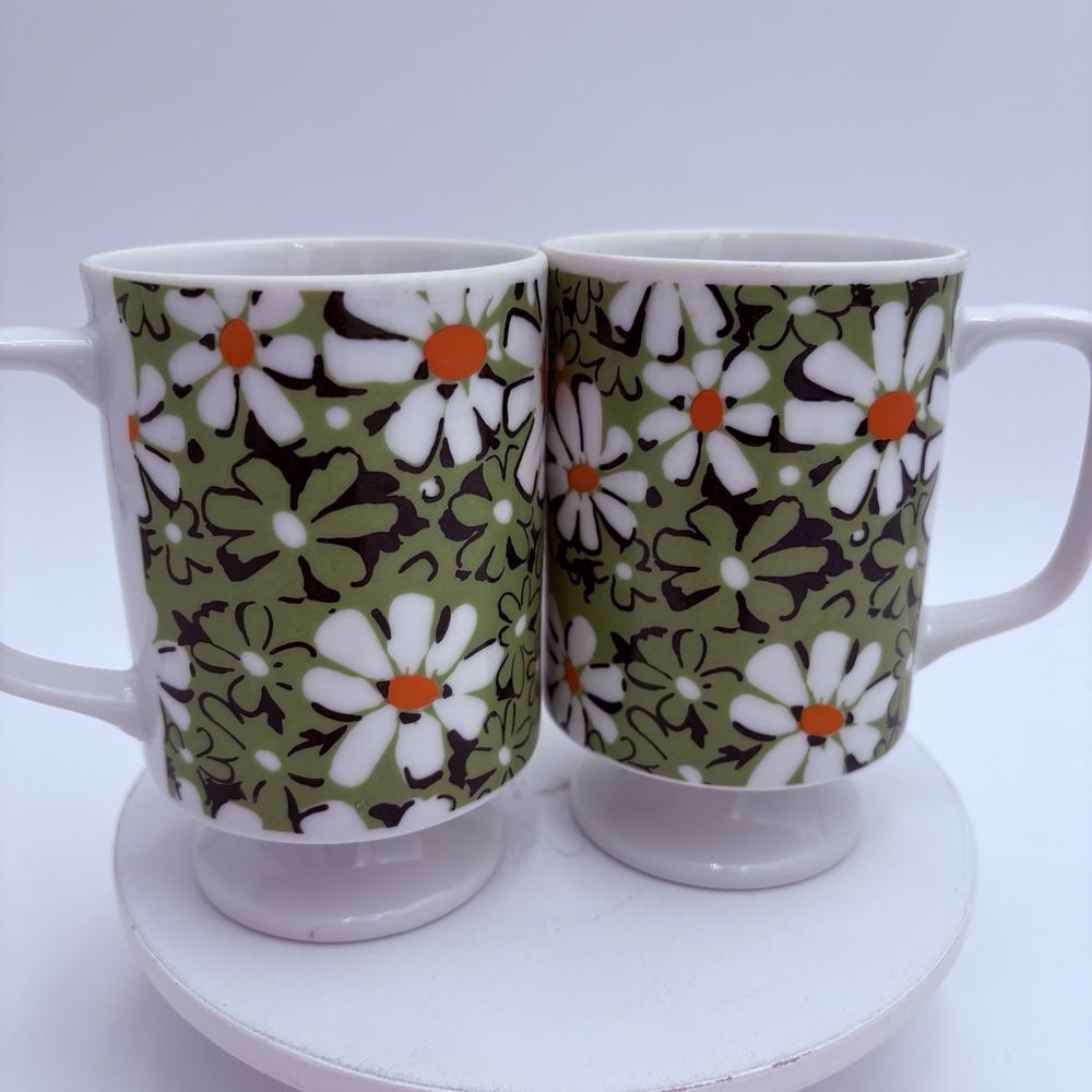 Set Of 2 Footed Pedestal Coffee Mug 8 oz Retro Daisy Floral Green & Black JAPAN - Picture 6 of 8